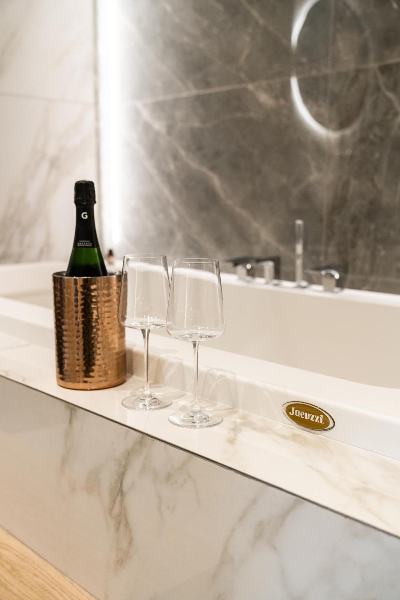 Bed and Breakfast Anna Teresa Luxury Piza Zewnętrze zdjęcie